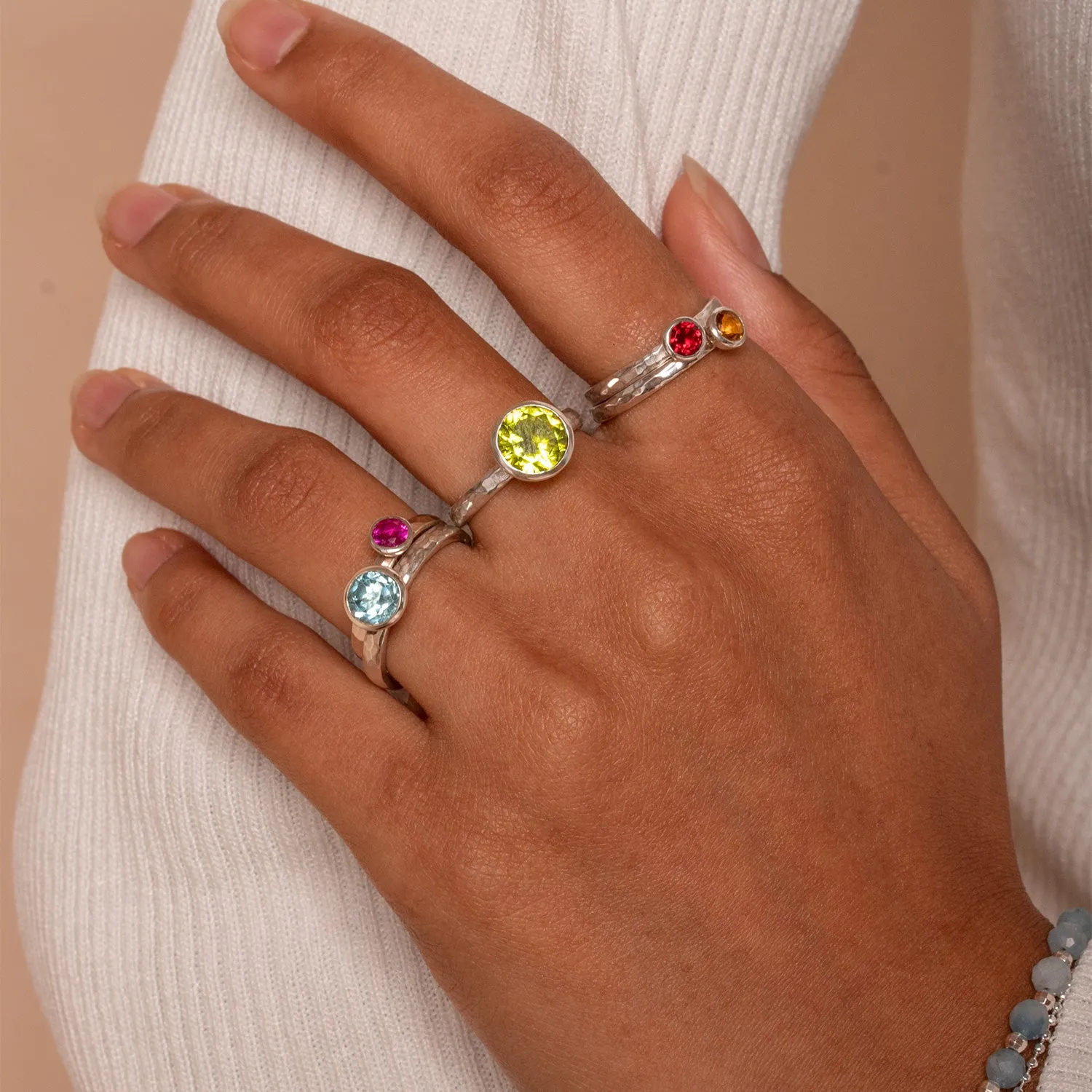 4mm Garnet Hammered Twinkle Ring