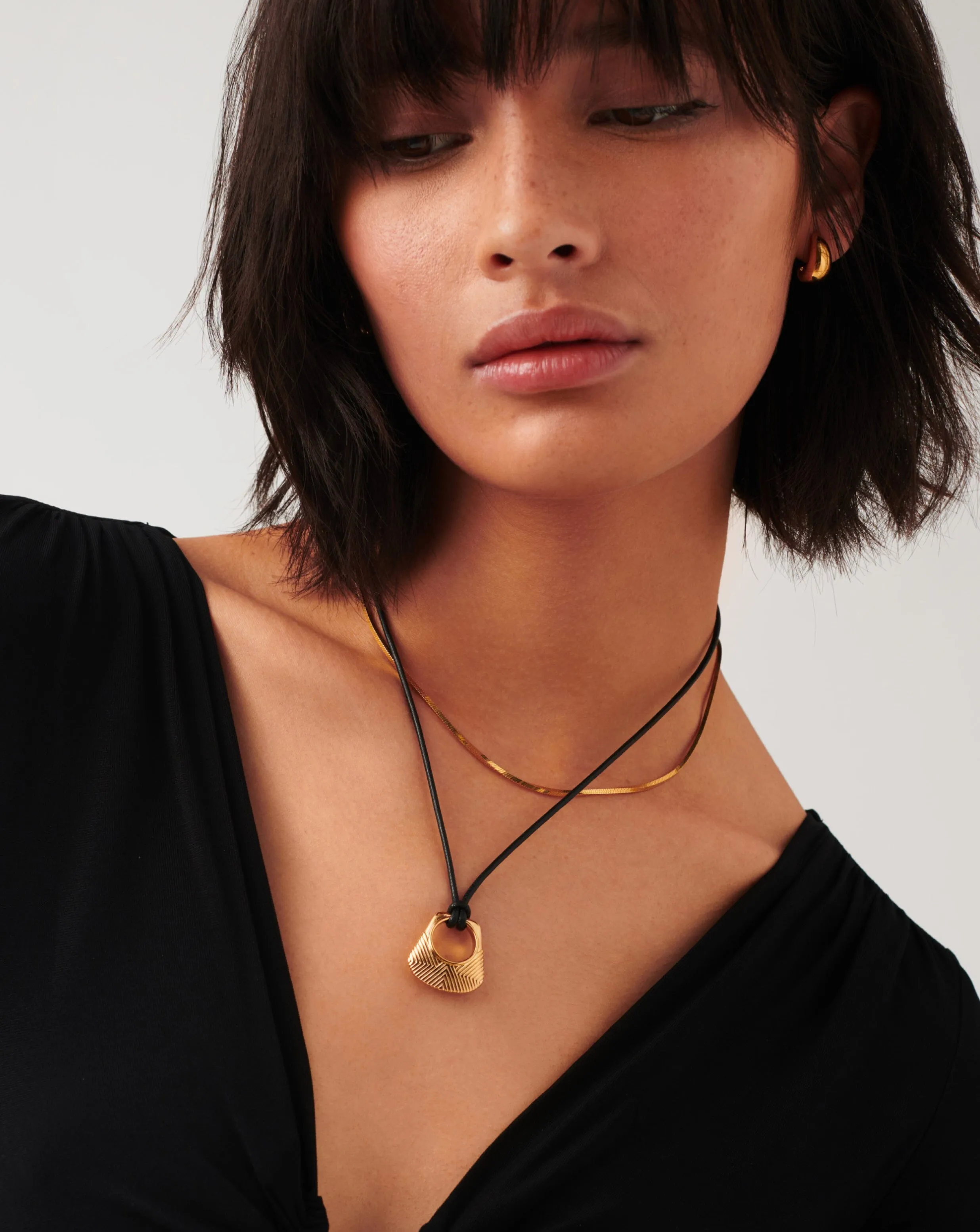 Hera Ridge Pendant Cord Necklace | 18k Gold Plated